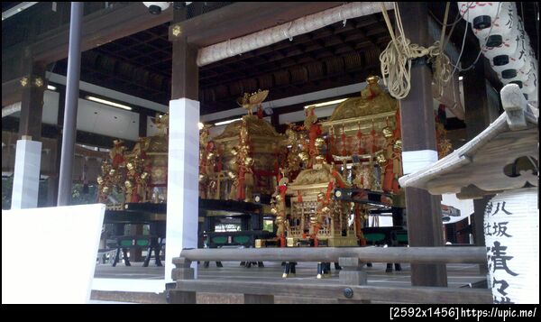 本番はこれで神様が担ぎ出される夜なのよね。
