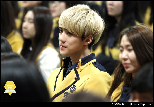 [Pic] 121231 Sehun -  SOPA Graduayion [SPRING BOY] 17P