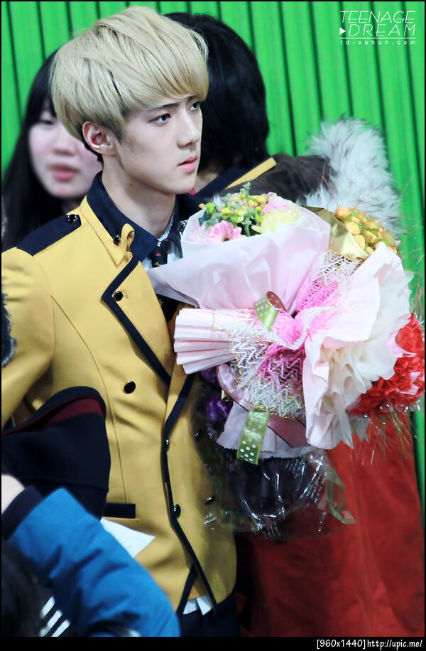 [Pic] 130207 Sehun - SOPA Graduation [Teenage Dream] 19P