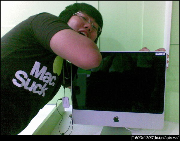 Mac suck! (by @iheresss)