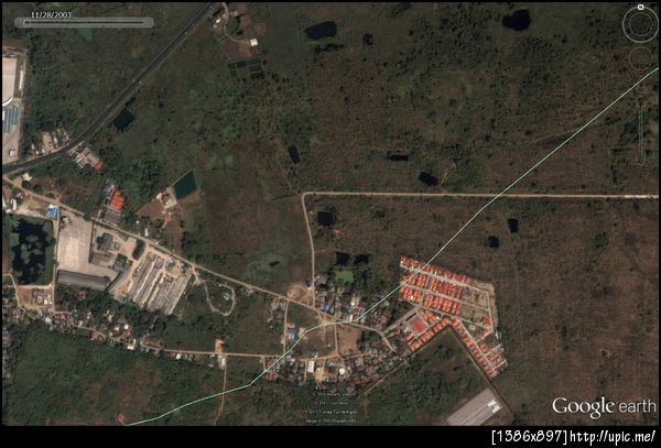 อุทยานพุทธศาสนา ปี 2003 ภาพโดยกูเกิล