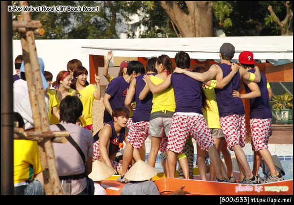 ประจันหน้าอีกครั้ง