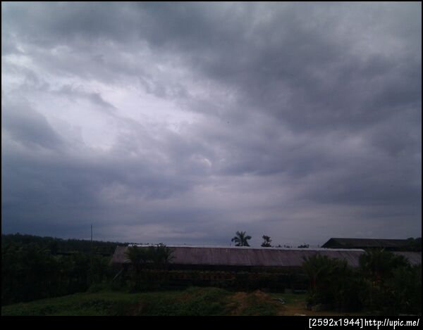 ฟ้าที่บ้านเมื่อวาน