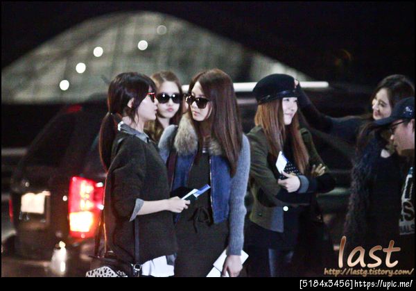 YulTi @ Incheon Airport 121109