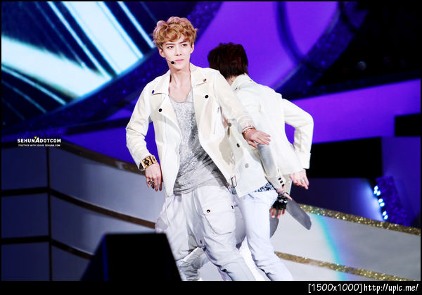 [Pic] 121119 Sehun @ Popular Culture Art Awards [SEHUNA] 1P INDEX