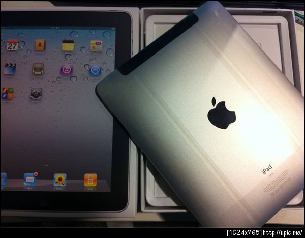 ขาย iPad 3G 64GB ของใหม่ยังไม่แกะ 20,500 บาท