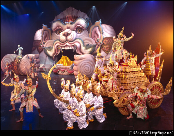  Phuket FantaSea Review