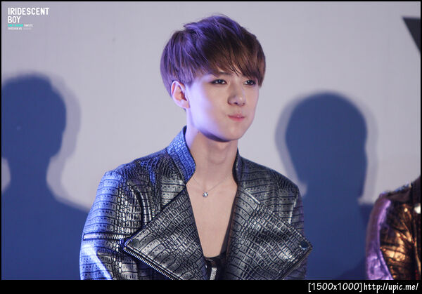 [Pic] 120602 Sehun @ Ginie Show [IRIDESCENT BOY] 9P