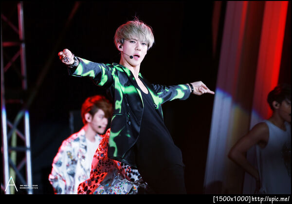 [Pic] 130115 Sehun at Golden Disk Award [SEHUNA] 21P