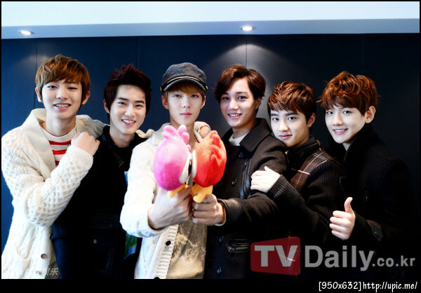 [Pic] 121207 EXO-K @ TV Daily Interview [TV Daily] 20P