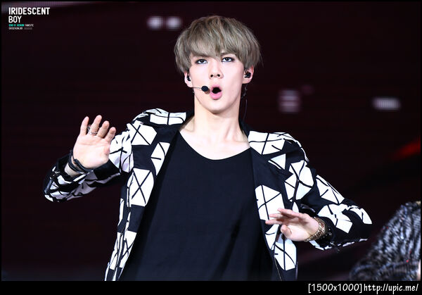 [Pic] 121123 Sehun @ SMT in singapore [IRIDESCENT BOY] 7P