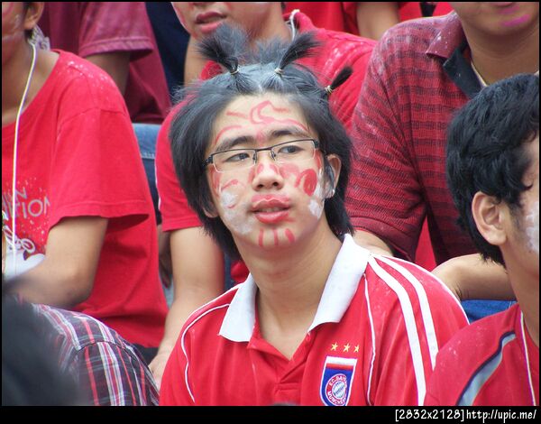 ก๊ากๆ ขุดเจอรูป @MeloDy_18 โดยบังเอิญ cc @ncpeak @ibankstory @icez