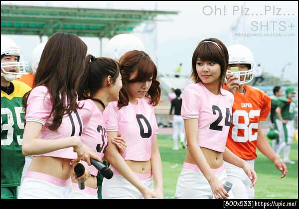 100522 ซอ ฮโย ทิฟ หยอง ณ งานบอล