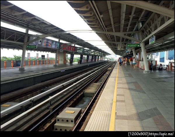 BTS มุมนี้ก็สวยดี