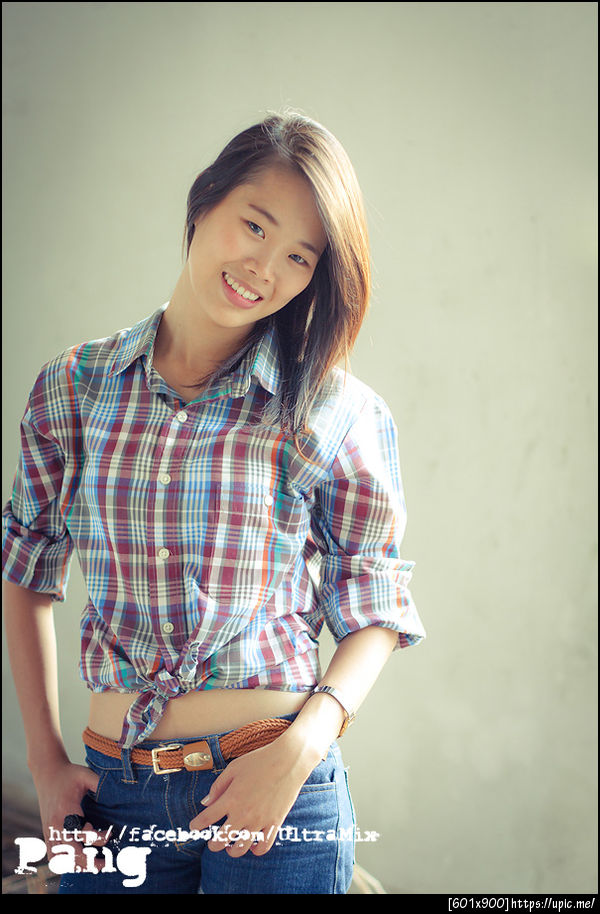 จริง ๆ รีทัชพวกกิ่งไม้ที่มากวนใจออกด้วย ,, >.<