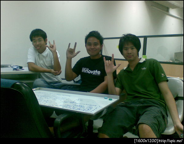 ผู้เข้าแข่งขันแฟนพันธุ์แท้ Data Warehouse (ขอไวท์บอร์ดหน่อยครับ)