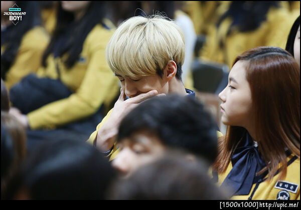 [Pic] 130207 Sehun - SOPA Graduation [IRIDESCENT BOY] 32P