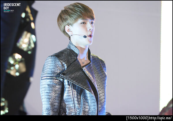 [Pic] 120602 Sehun @ Ginie Show [IRIDESCENT BOY] 9P