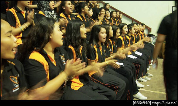 ซ้อมเชียร์กีฬา