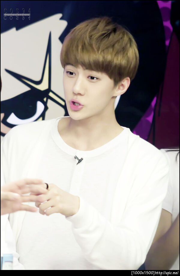 [Pic] 120729 Sehun @ Channel V [COS94] 6P 