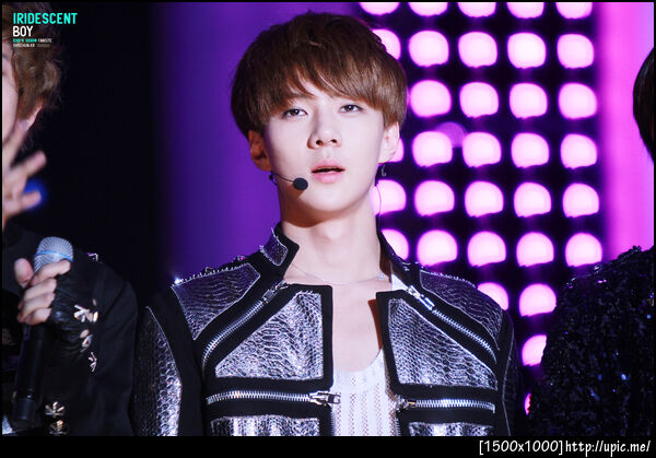[Pic] 120613 Sehun @ Cheongju KBS Happy concert [IRIDESCENT BOY] 11P