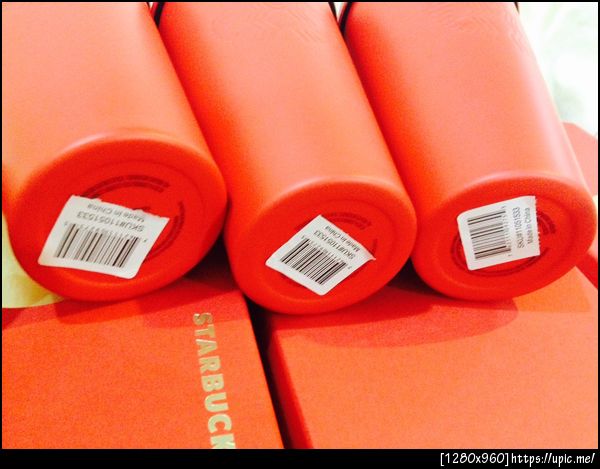 Cherrynatshop,#StainlessSteelColdCup - Matte Redขนาด16 fl oz ราคา 1,750บาท มีกล่องของขวัญแดงค่ะที่ใครๆตามหา ควรเก็บให้ครบทุกสีจ้า,Stainlessเรียบแต่มีสีสัน รับรองโดดเด่นมาแต่ไกลค่ะ