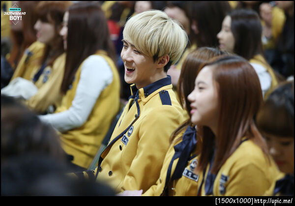[Pic] 130207 Sehun - SOPA Graduation [IRIDESCENT BOY] 32P