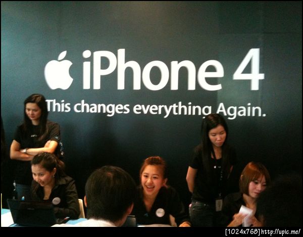 ต่อคิวลงทะเบียนซื้อ #dtaciphone4