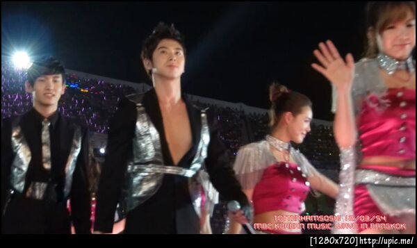 ยุนโฮ ชางมิน มาแว้ว