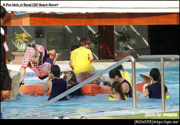 ด๊องหงายหลัง,คู่ข้างๆแฮมกับเห็ด