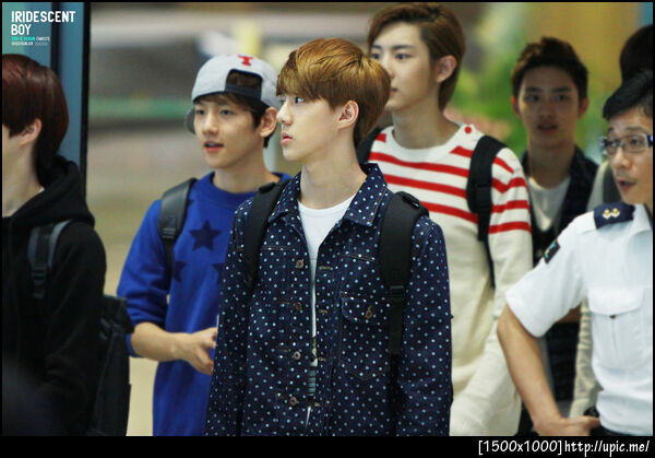[Pic] 120625 Sehun @ Incheon Airport (back to Korea) [IRIDESCENT BOY] 2P
