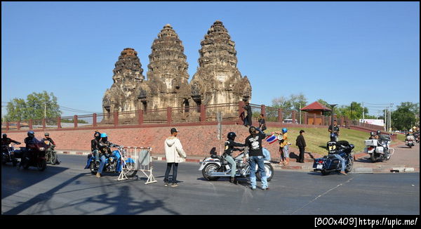 เป็นแถวเป็นแนว