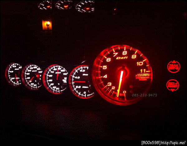 Defi 80 มิล วัดรอบ ไฟแดง และ Defi advance cr ไฟขาว