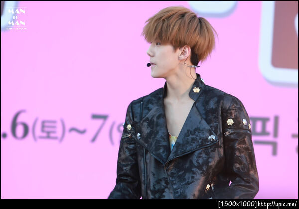 [Pic] 121007 Sehun - Nanum Grand Festival [Man to Man] 8P