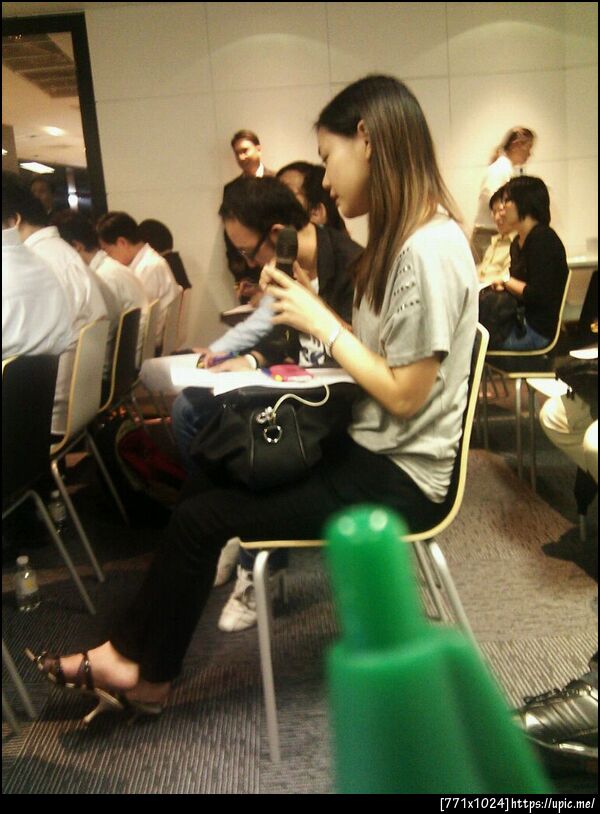 @mimee ถาม @tonawe