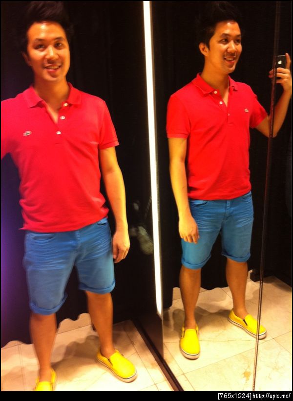 เดินเข้า zara เลยจัดกางเกงขาสั้นสีฟ้าไปซะ