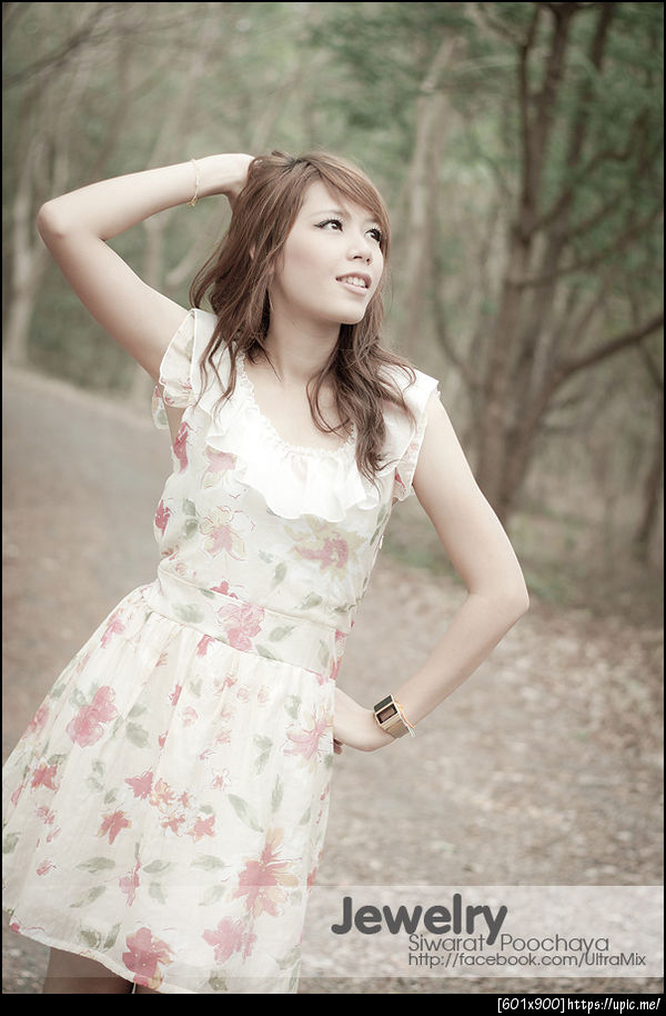 ชอบอารมณ์การโพสของภาพนี้ ,, ^^