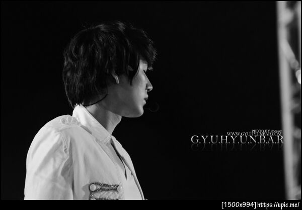  110507 Kyuhyun  SSlll in Vietnam cr:gyuhyunbar