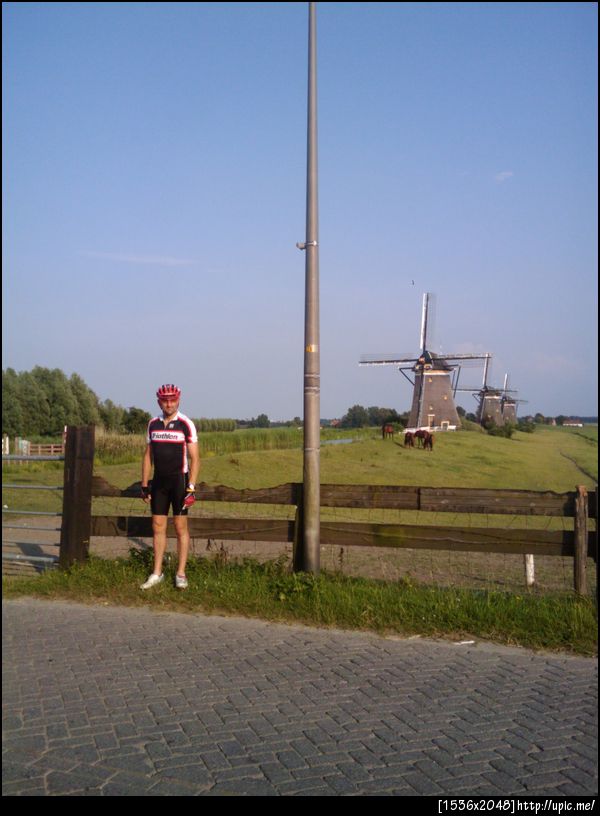 and now windmills. #@Gobi_one the tourist
