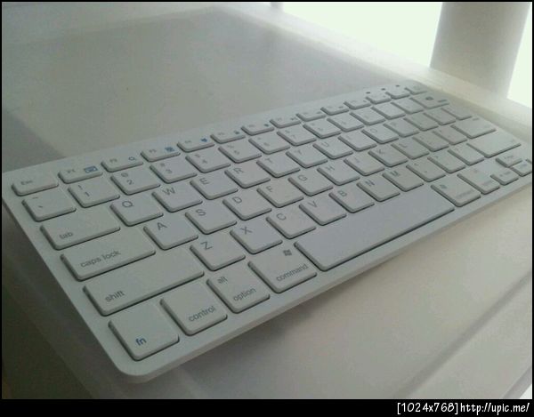 รู้สึกจะเข้ากับ iPad มากกว่า เหอๆ cc: @mobilebomb