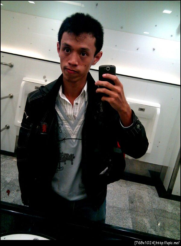 ข้าพเจ้า ณ ห้องน้ำสุวรรณภูมิ