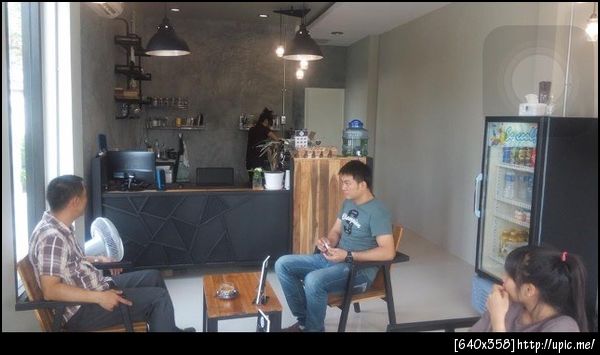 ภายในร้านเดอะรีอาคาเฟ่