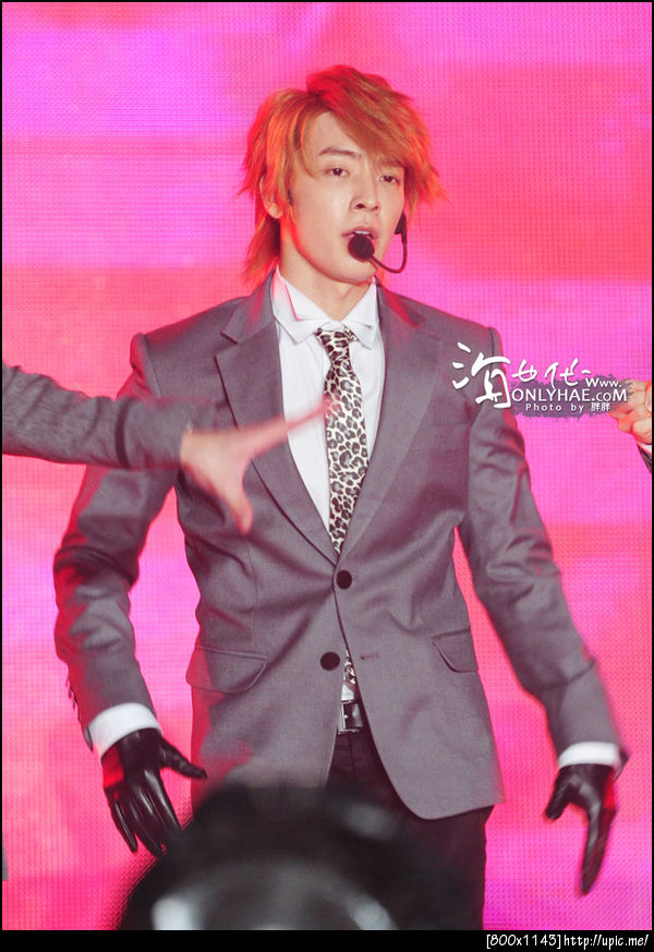 (SJ)Pic 110429 Donghae @ Bitec PDShow 