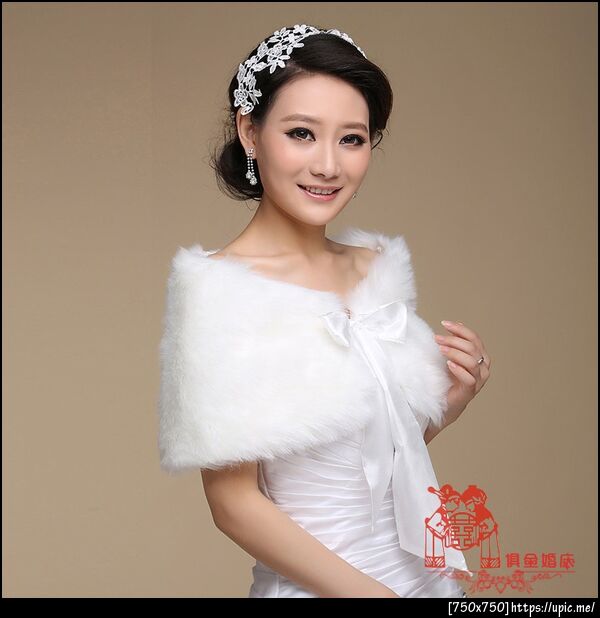 ผ้าคลุมไหล่