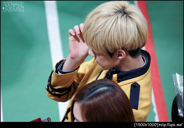 [Pic] 130207 Sehun - SOPA Graduation [Teenage Dream] 19P