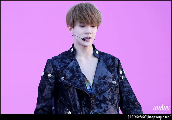 121007 Sehun @ 구리 코스모스축제 [AIOLOS] 21P