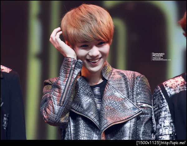 LUHAN [CR : TWINED POISON]