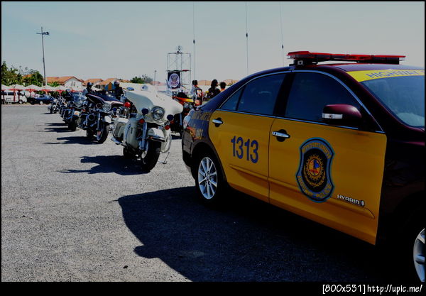 บ่าย2โมงนิดๆ รวมพล ตั้งแถว เด๋วพาไปเลี้ยงลิง 