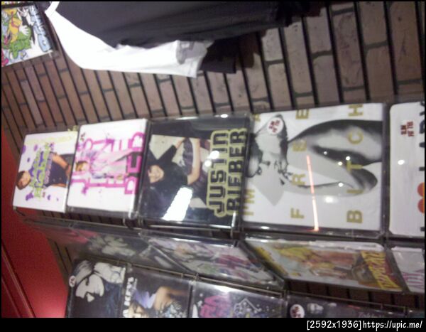 @marliings LOOK ITS LIKE A SECTION MEANT FOR US