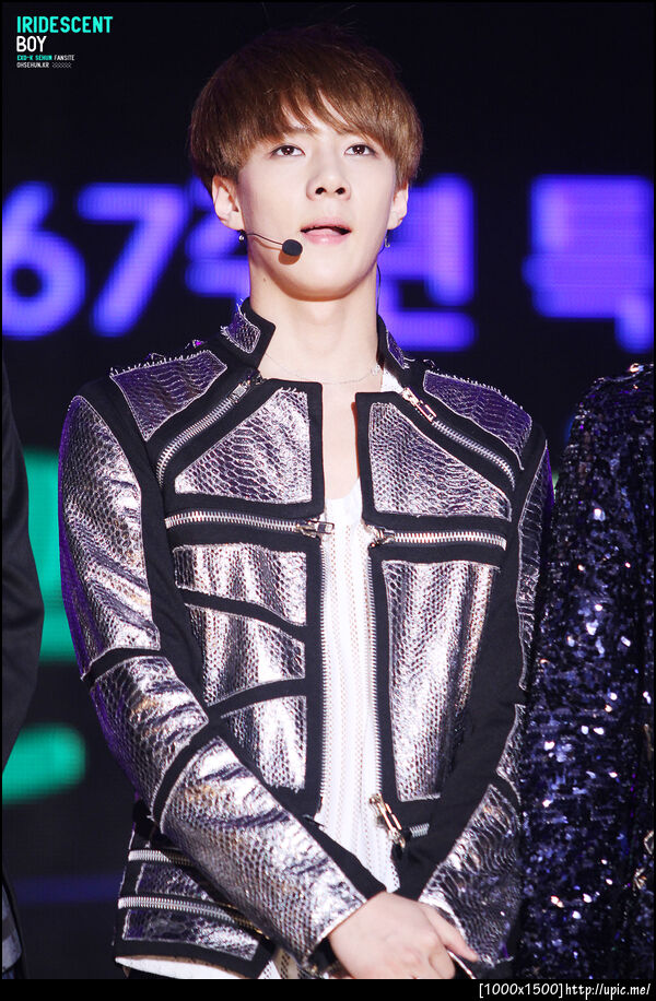 [Pic] 120613 Sehun @ Cheongju KBS Happy concert [IRIDESCENT BOY] 11P
